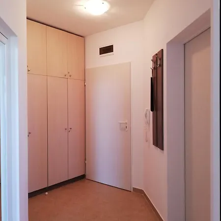 Dea Pasavan Apartament